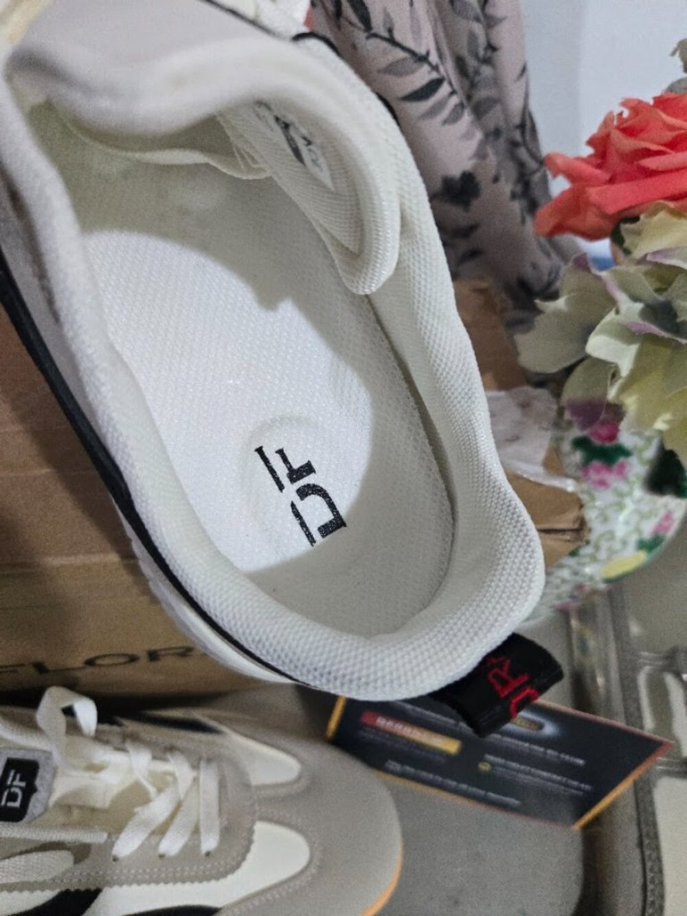 NWT De Florance Platform Sneakers White/Black/Grey Women's Size 9 - Picture 5 of 8